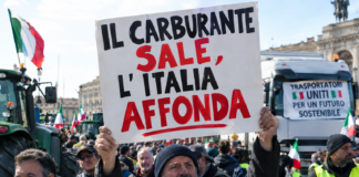 Dalla Costa Jonica agli scaffali vuoti: la lezione di dignitĂ di un Mezzogiorno dimenticato
